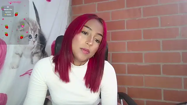 kitty moon1 online show from October 21, 2025, 5:24 pm