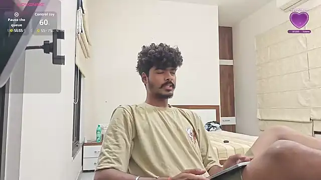 Snapshot of mrbuddy85 chatting on September 8, 2025, 5:23 pm mrbuddy85 online show from September 8, 2025, 5:23 pm