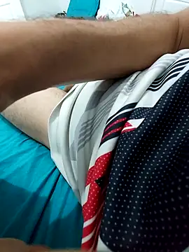 RaoufDz17cm online show from October 15, 2025, 11:27 pm