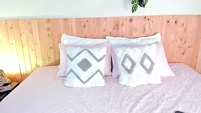 CloehSmiith online show from February 2, 2026, 11:53 am