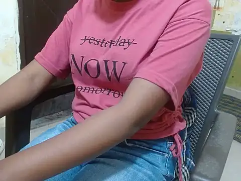 Snapshot of shallyji chatting on September 21, 2025, 4:03 am shallyji online show from September 21, 2025, 4:03 am