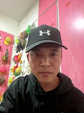 XLJjjjjjjjjjj online show from January 18, 2026, 6:12 pm