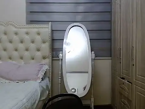 hot penelope online show from December 1, 2025, 2:55 pm