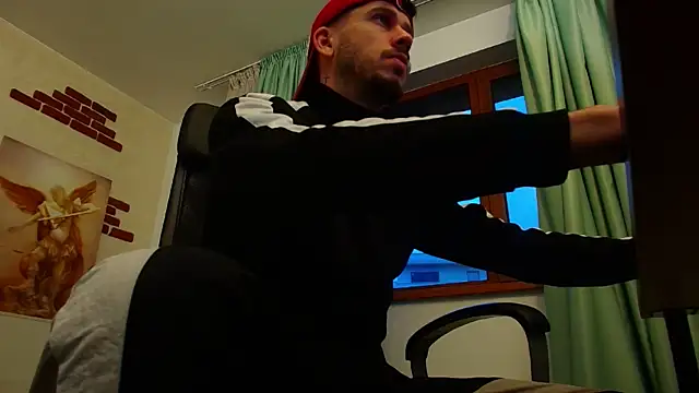 Snapshot of JonahShaw chatting on October 4, 2025, 4:21 am JonahShaw online show from October 4, 2025, 4:21 am