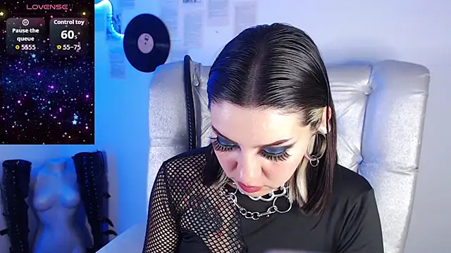 FabulousVenus online show from March 6, 2026, 12:40 am