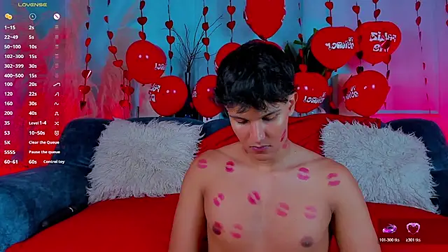 Leo Savage  online show from February 15, 2026, 4:09 am