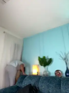 Leo Savage  online show from March 10, 2026, 3:11 am