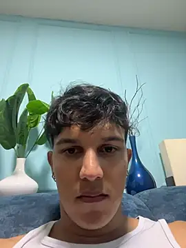 Leo Savage  online show from April 3, 2026, 3:48 am