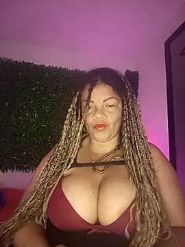 Snapshot of Eva_Luxei chatting on October 14, 2025, 8:48 am Eva Luxei online show from October 14, 2025, 8:48 am