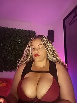 Snapshot of Eva_Luxei chatting on November 17, 2025, 11:27 am Eva Luxei online show from November 17, 2025, 11:27 am