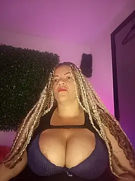 Snapshot of Eva_Luxei chatting on November 23, 2025, 5:07 am Eva Luxei online show from November 23, 2025, 5:07 am