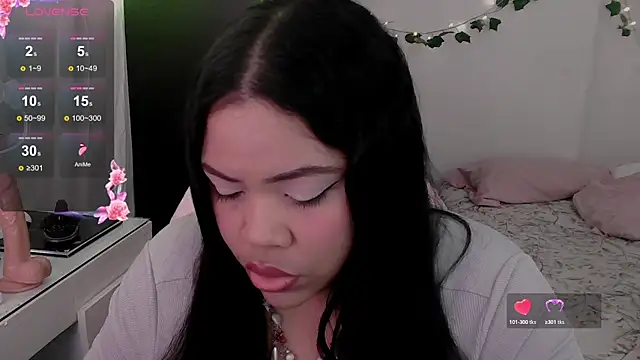 Juicy elenxx online show from March 12, 2026, 7:53 pm