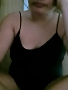 Snapshot of Dreamyeyes_08 chatting on January 15, 2026, 6:40 am Dreamyeyes 08 online show from January 15, 2026, 6:40 am