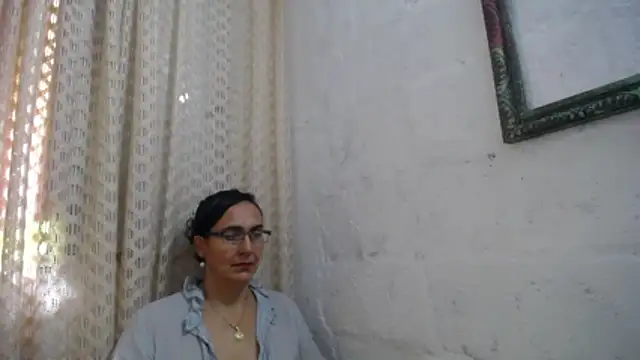 Snapshot of gabbyparker_ chatting on January 9, 2026, 4:43 pm gabbyparker online show from January 9, 2026, 4:43 pm