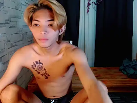 Snapshot of addicted_to_alex chatting on February 24, 2026, 5:11 pm addicted to alex online show from February 24, 2026, 5:11 pm