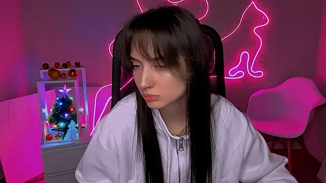 olivianorton online show from January 11, 2026, 2:22 pm