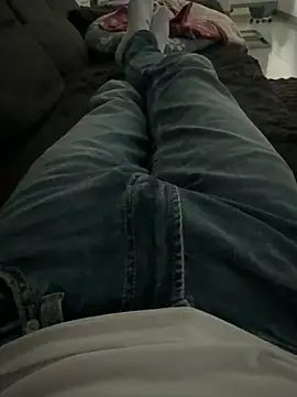 Snapshot of maxmaxmad8502 chatting on April 8, 2026, 4:45 am maxmaxmad8502 online show from April 8, 2026, 4:45 am