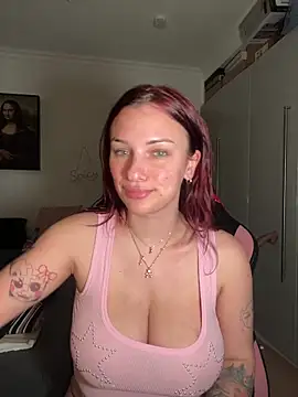 Snapshot of OliviaaFischer chatting on May 24, 2026, 5:18 pm OliviaaFischer online show from May 24, 2026, 5:18 pm