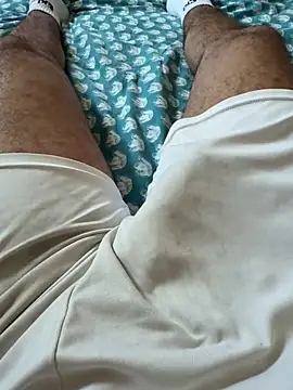 Beurberry19 online show from October 23, 2025, 4:39 pm