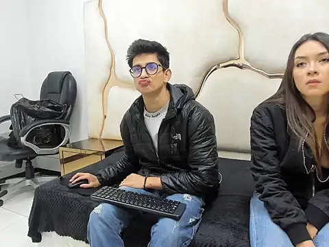 Snapshot of Noa_Arez chatting on October 1, 2025, 3:01 am Noa Arez online show from October 1, 2025, 3:01 am