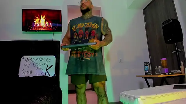 Andrew Johnnson online show from September 21, 2025, 4:41 pm