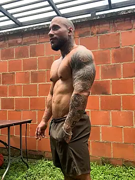 Andrew Johnnson online show from November 6, 2025, 4:08 pm