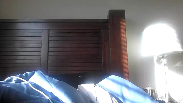 Marlowlovee online show from October 12, 2025, 11:15 pm