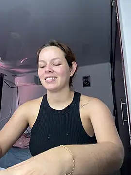 miacarrot online show from March 21, 2026, 4:32 pm