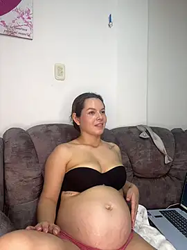 Snapshot of miacarrot chatting on April 21, 2026, 2:51 am miacarrot online show from April 21, 2026, 2:51 am