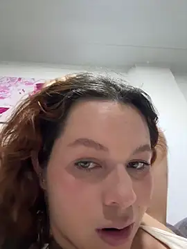 Snapshot of miacarrot chatting on April 22, 2026, 2:47 am miacarrot online show from April 22, 2026, 2:47 am