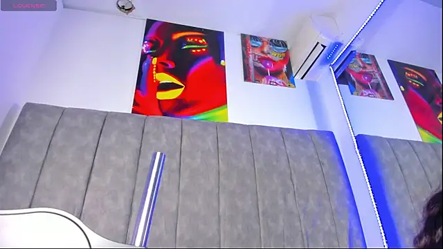 pretty78angel online show from October 17, 2025, 8:44 pm