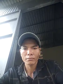 Snapshot of Dattony00 chatting on March 1, 2026, 12:12 am Dattony00 online show from March 1, 2026, 12:12 am