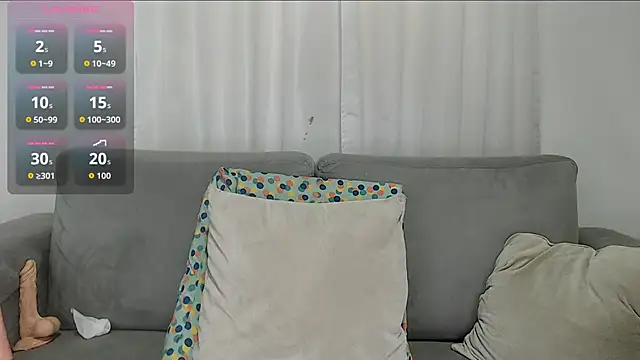 Snapshot of carolinefantasy_ chatting on October 13, 2025, 6:19 pm carolinefantasy  online show from October 13, 2025, 6:19 pm