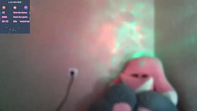 Snapshot of eskatmi chatting on February 20, 2026, 6:26 am eskatmi online show from February 20, 2026, 6:26 am