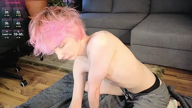 Your avatar online show from February 3, 2026, 2:53 am