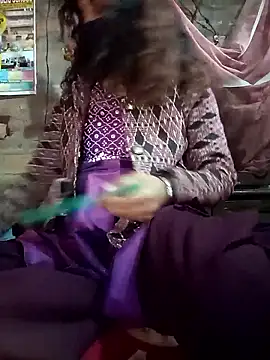 priyastrip314 online show from February 4, 2026, 7:03 am