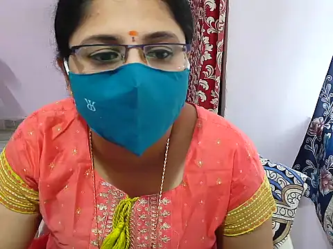 jannu6482 online show from October 11, 2025, 9:19 am