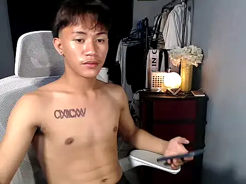 naughtyboyloy 0 online show from January 8, 2026, 4:20 pm