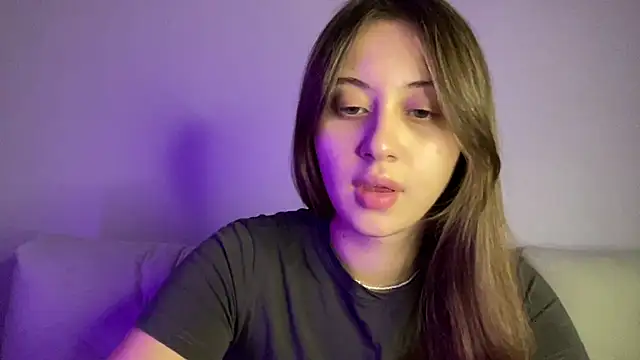 StellarAlice online show from November 11, 2025, 5:57 pm