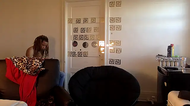 Diodre Benyoon online show from April 15, 2026, 1:34 am