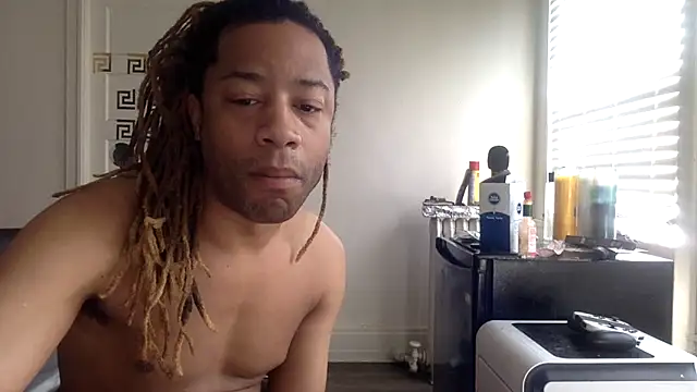 Diodre Benyoon online show from April 19, 2026, 3:44 pm