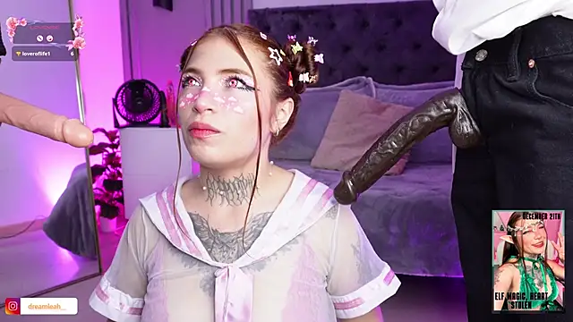 dreamleah  online show from December 15, 2025, 4:06 am