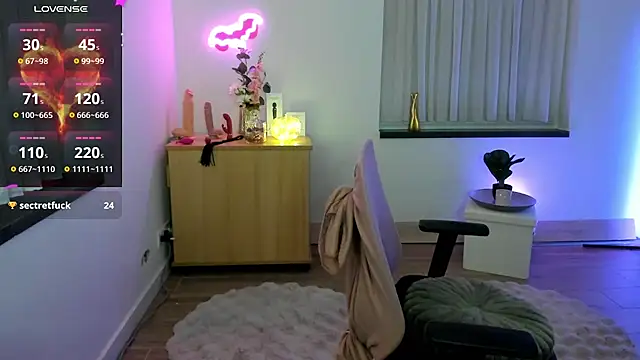 Snapshot of Miss_Lucifer6 chatting on March 25, 2026, 6:47 pm Miss Lucifer6 online show from March 25, 2026, 6:47 pm