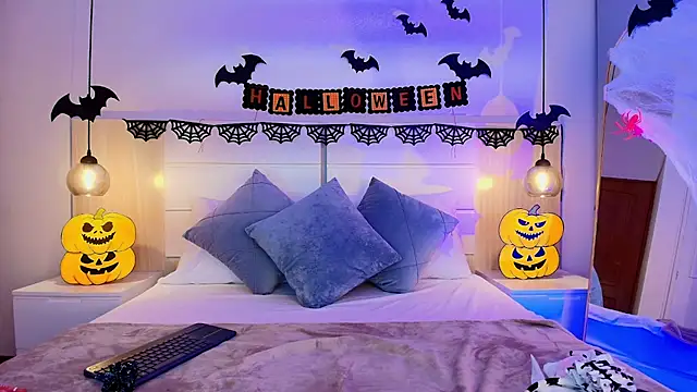 alehia cute online show from October 30, 2025, 12:45 am