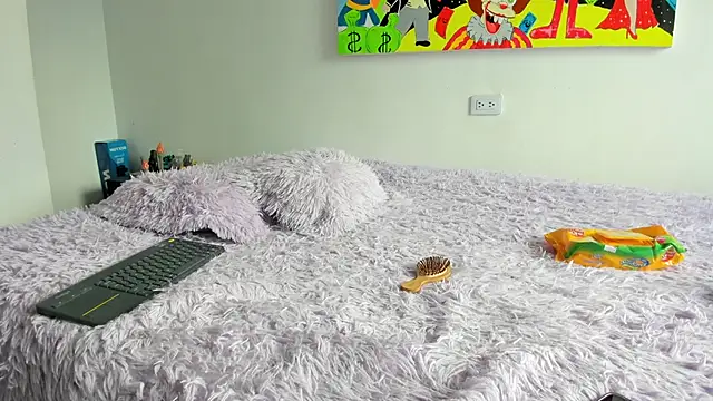 HaileyDuke online show from November 12, 2025, 2:50 pm