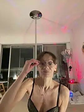 Snapshot of Chris06d22@xh chatting on February 27, 2026, 9:48 pm Chris06d22xh online show from February 27, 2026, 9:48 pm