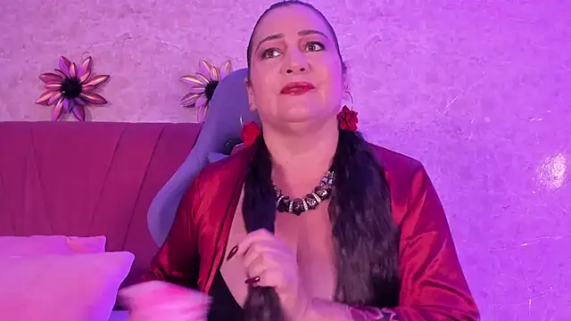 PalomaLombardi online show from December 19, 2025, 8:27 pm