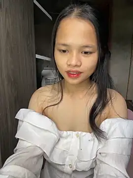 Hana-44 online show from November 13, 2025, 1:04 am