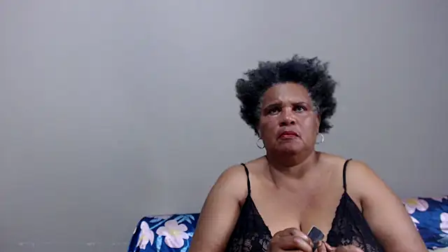 GrandBustyMelon online show from February 5, 2026, 3:44 am