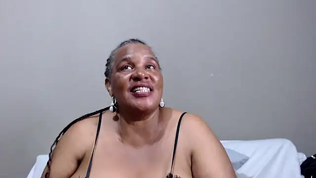 GrandBustyMelon online show from March 31, 2026, 5:52 am